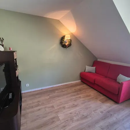 4 Personnes Avec Acces Piscine La Feclaz